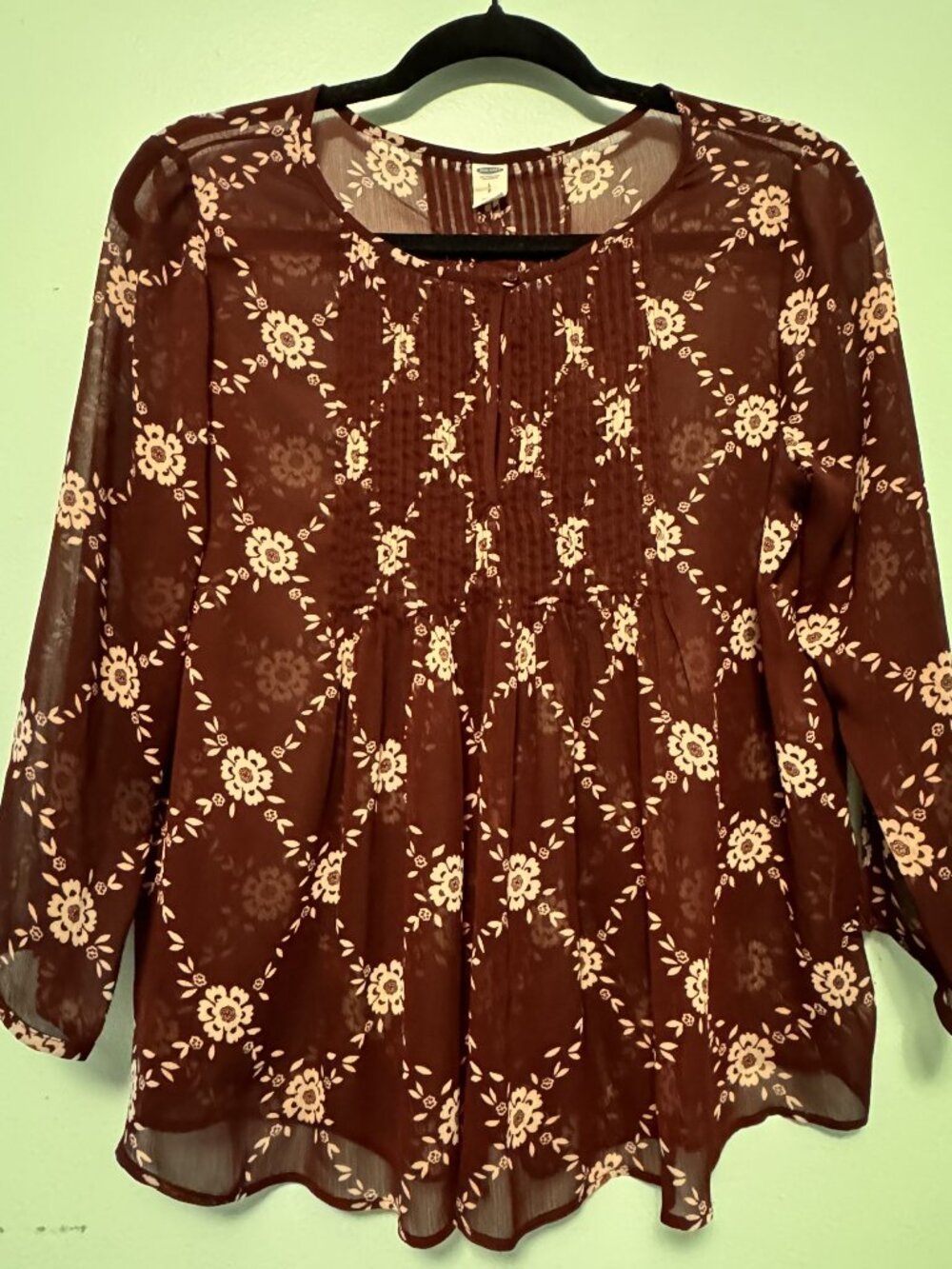 Old Navy Sheer Chiffon Peasant Blouse – Maroon Floral – Size Small - JK0476